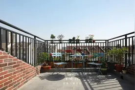 做梦都想有个露台，可以养花种菜、吹风烧烤！住起来简直不要太爽图片