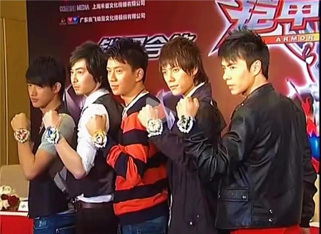 《铠甲勇士》12年后，主演的发展差距有多大？最红的官方都请不动