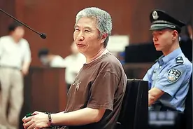 人善被人欺！村长利用“官威”加油不给钱，强占村民媳妇终被报复图片