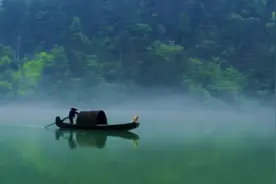 真正聪明的人，是常常“往后退”的人图片