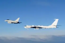 俄罗斯多型轰炸机巡逻北欧空域，单挑北约多国，巴伦支海“手术刀”要重演？图片