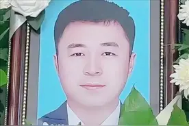 痛心！赵本山好友“涛哥”离世，劳斯莱斯开道相送，葬礼占整条街图片