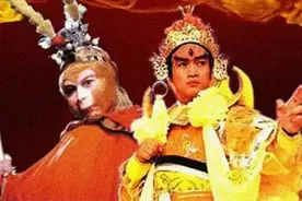 孙悟空二郎神大战九头虫：治水英雄大禹和李冰之子抗击水怪相柳图片