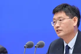 国家网信办：头部网站平台1000万以上粉丝账号，约40%由MCN机构签约图片