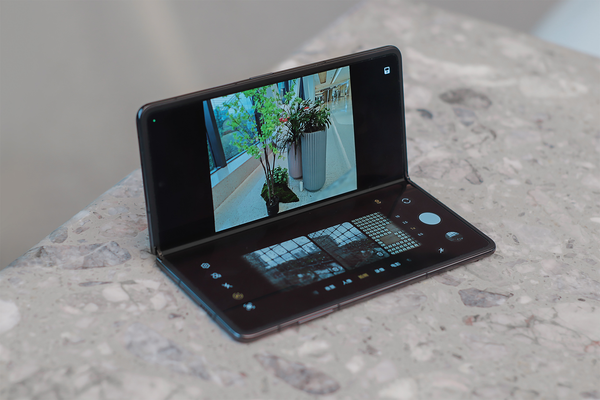 关于我把万元折叠屏当随身3DS游戏机这件事