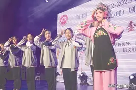 弘扬传统文化 打造书香校园 莆田二中莆仙戏进校园暨课本剧表演大赛举行图片