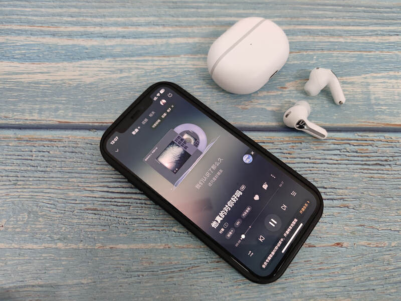 好声音的更多选择，泥炭Capsule3 Pro蓝牙耳机再推新配色