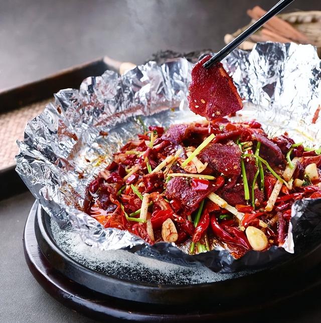 牛尾巴和花胶 花胶牛尾汤的做法