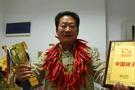 “中国辣王”哭诉被诈骗，千万网红靠打零工为生，还被造谣已去世图片