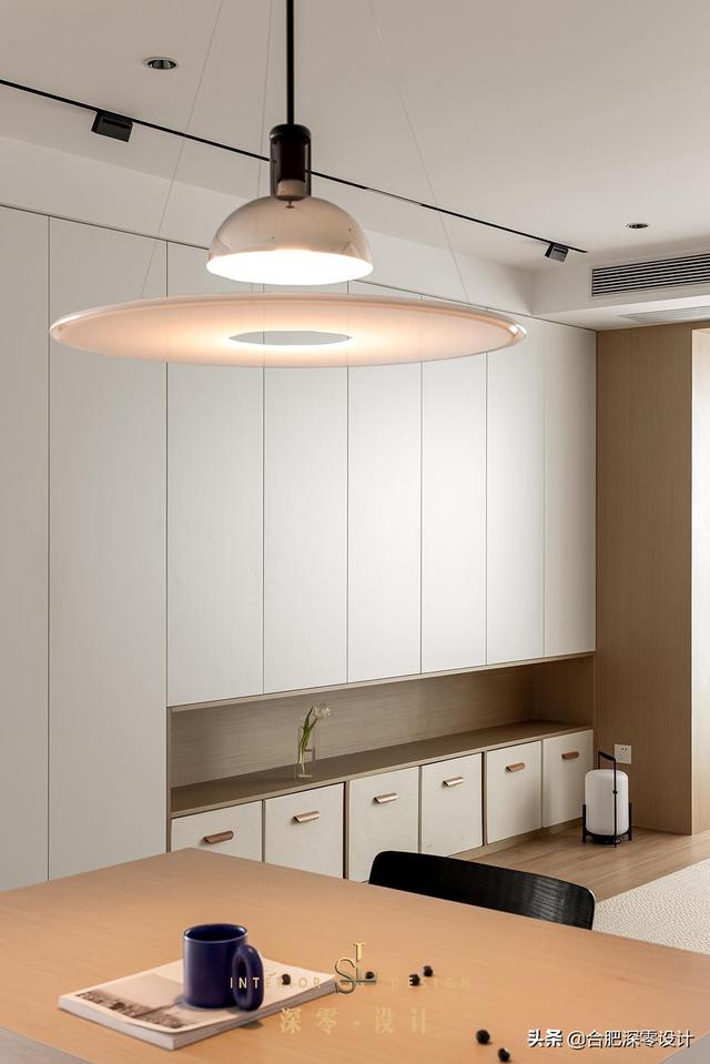 親子房設計三代同堂的125㎡，客廳無電視，兒童床在半空，好住好玩都集齊了