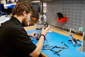 苹果新规定，这类 iPhone 设备无法进行官方维修服务图片