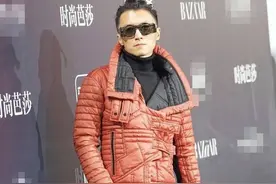 中年男星土味大赏：谢霆锋爱皮衣，张杰戴大金链，周杰伦痴迷粉色图片