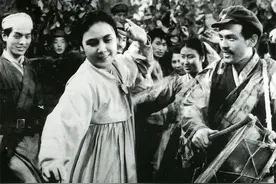 1951年女情报员送来一本子，解方翻译后震惊不已：是敌军最高机密图片