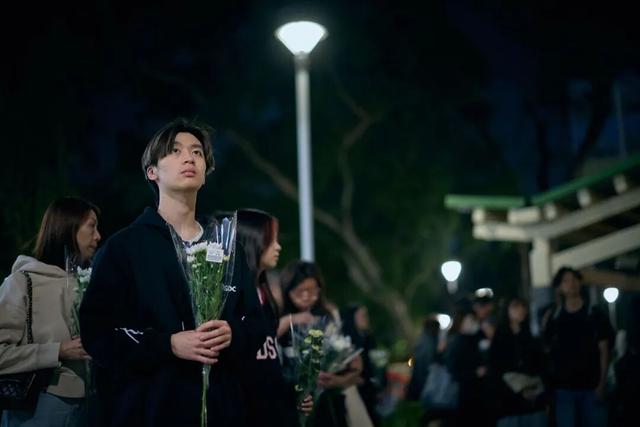 视觉｜香港火灾七日祭：关于爱	、怀念和记忆