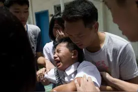 杨六斤：广西14岁孤儿以吃草为生，获捐五百万却引发巨大争议图片