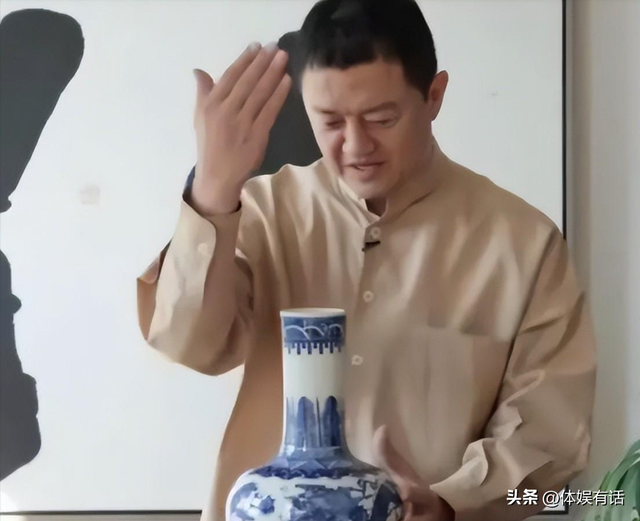 装恩爱、装文艺、装富翁，这些戴着面具立人设的明星，全都翻车了