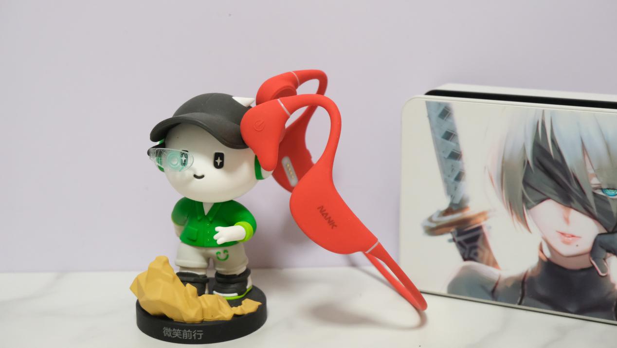 南卡Runner Pro 4，旗舰级骨传导耳机满载黑科技