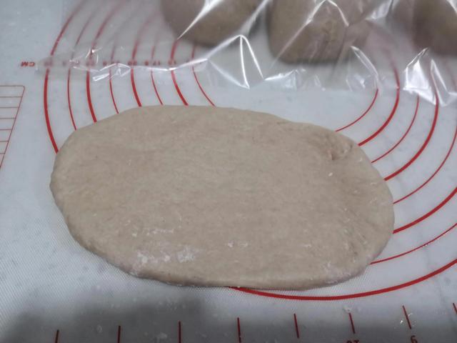 锡纸盘能不能二次使用（做面包就可以用普通面粉了）