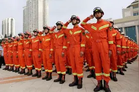 谈谈从消防兵到消防员的变化图片