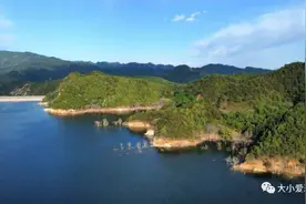 不玩水怎么叫夏天，这样隐秘的天选亲水地留着慢慢去解锁吧图片