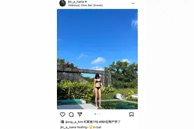 韩流女星晒泳装照大秀魔鬼身材，坦然露出纹身秀出自己喜欢的风格图片