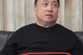 王晶揭刘嘉玲被绑架内幕：在大厦门口拖走，下一个目标就是李美凤图片