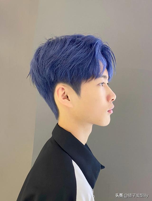 這15款男士髮型真有型,又帥又時尚,想換髮型的別錯過 形象穿搭 第12張-戀愛小秘書-娜米 這15款男士髮型真有型,又帥又時尚,想換髮型的別錯過 形象穿搭 第12張
