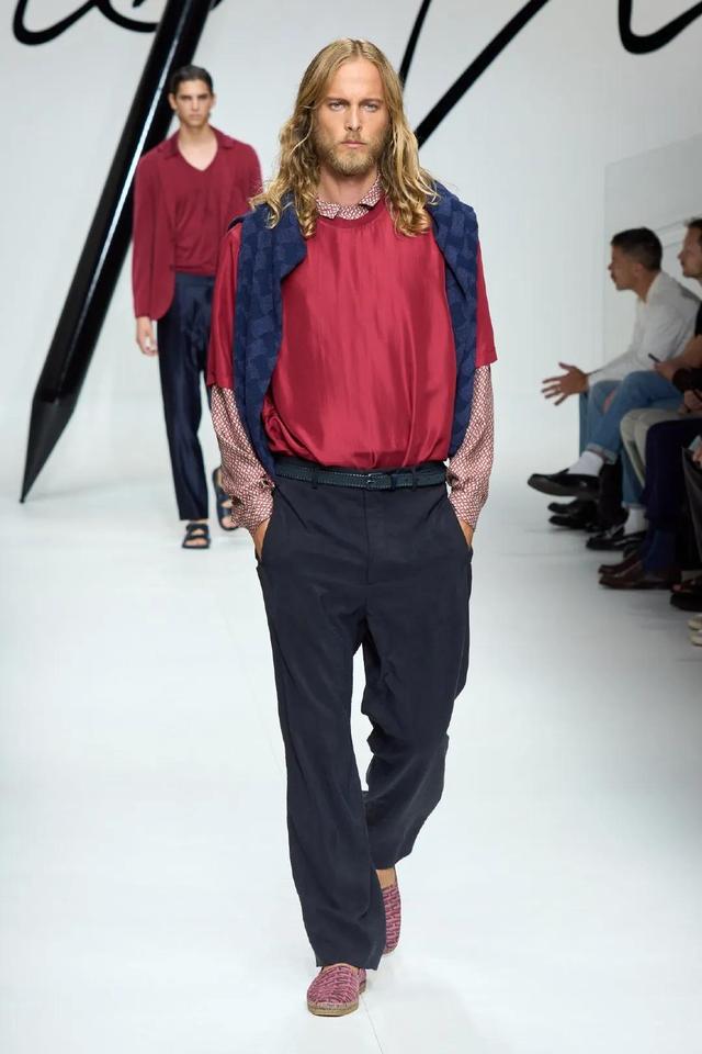 Giorgio Armani 2024������װϵ��