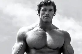 体坛非人类的肌肉，博尔特的小腿 泰森水桶粗的脖子 军神的鬼背图片