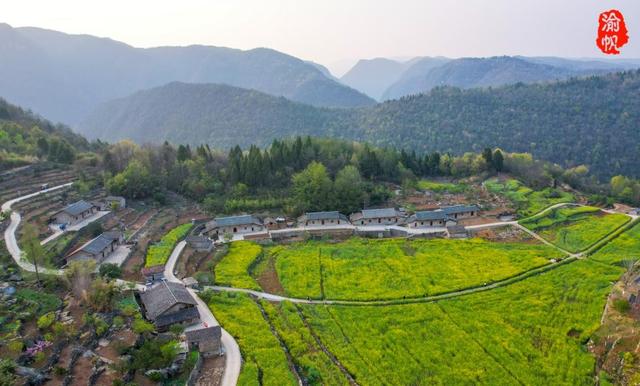 藏于山水，隐于林深丨宜昌南岔湾这家石屋民宿，带你逃离都市