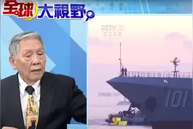 台媒：057隐身护卫舰装备电磁炮，边装填边发射，解决了054A短板图片