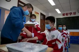 多地学校发布停课通知，起因并非“新冠”，但家长可要注意了图片