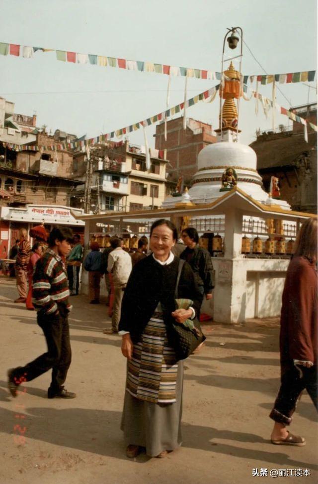 美得像电影明星，会说七种语言，与西藏贵族一见钟情