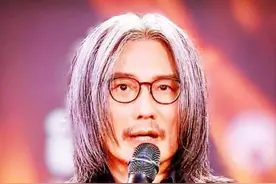 包小柏女儿病逝，超女快男评委今何在？有人被封杀，有人丧夫卖唱图片