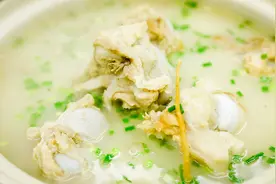 筒骨是猪身上最好吃的部位，炖汤比排骨还好吃，但好多人买不到图片