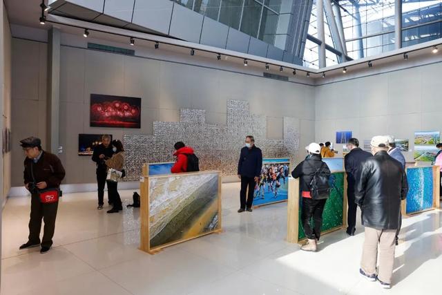 չѶ | ����ʱ���������ս�������������������������ա���Ӱ��չ��Ļ