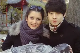 辽宁小伙，娶了俄罗斯媳妇，生俩混血娃，妻子渴望拿绿卡定居中国图片