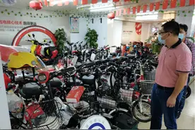 电动车“以旧换新”和“直接买车”，价格相差多少不吃亏？才知道图片