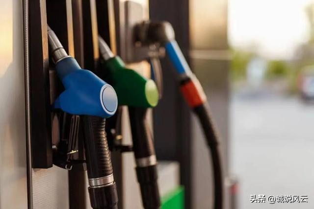 今晚国内油价迎来大幅下调，个别省区0号柴油回落至“6元时代”