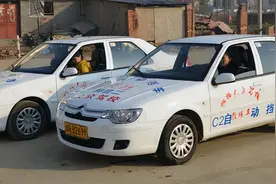 科目2手动挡考不过，可以换成自动挡吗图片