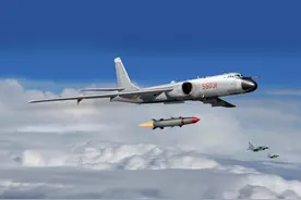 明查! 轰-6K突袭南海: 距离50千米, 锁定里根号航母! 这事情是真的吗?图片