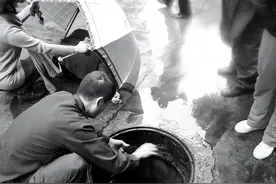 2013年，女教师被人推进窨井后脱光衣物做绳子，求生60小时后获救图片