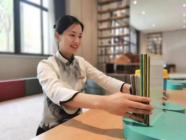 情感故事：女子结婚5年却生不出孩子，婆婆联合儿子将她赶出家门