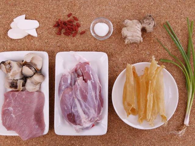 花胶鸡螺头汤 2026年花胶螺头炖鸡汤