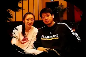 10年八一女篮王凡病逝，莫科一夜白头，教练牵线：2年后再婚生2娃图片