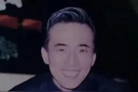 1996年北京，加代带着朋友酒吧喝酒，怎奈女友被人调戏图片