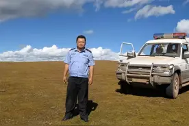 “穿着警服第一次解剖，最难忘……”图片