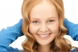 使劲作妖的小姑子，忍无可忍跟她大吵一架图片