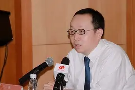 人事总监和财务总监相比哪个职位更高？图片