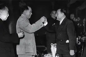 中国曾被苏联逼债？建国初期欠下的86亿债务，到底是如何还清的？图片